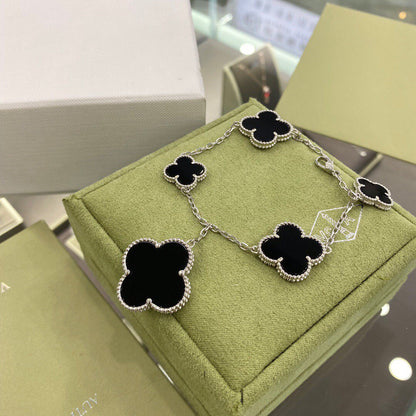 [Elowen Jewels]CLOVER 5 MOTIFS SIVLER ONYX BRACELET