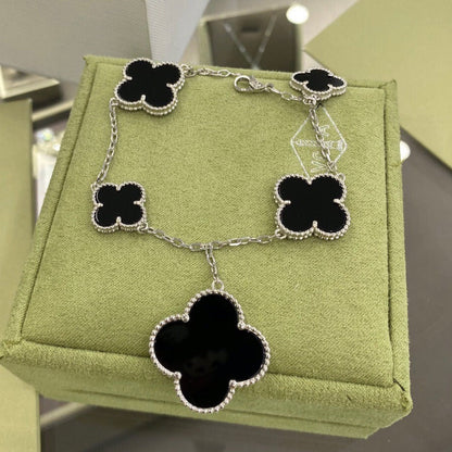 [Elowen Jewels]CLOVER 5 MOTIFS SIVLER ONYX BRACELET