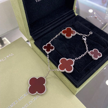 [Elowen Jewels]CLOVER 5 MOTIFS SIVLER CARNELIAN BRACELET