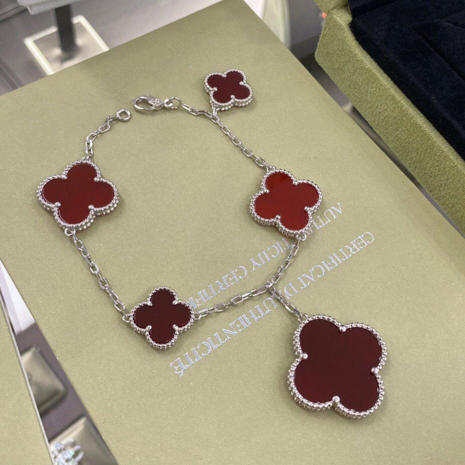 [Elowen Jewels]CLOVER 5 MOTIFS SIVLER CARNELIAN BRACELET