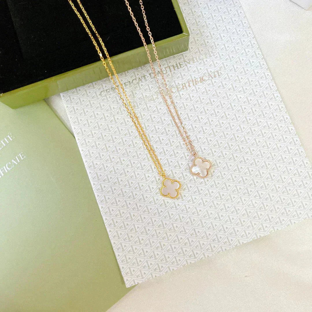 [Elowen Jewels]CLOVER MINI 9.5MM WHITE MOTHER-OF-PEARL NECKLACE