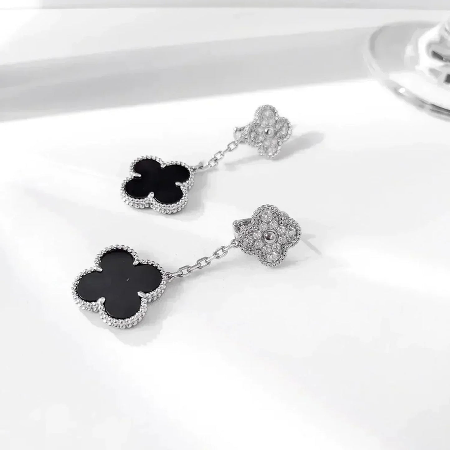 [Elowen Jewels]CLOVER 2 MOTIFS  DIAMOND ONYX EARRINGS SILVER