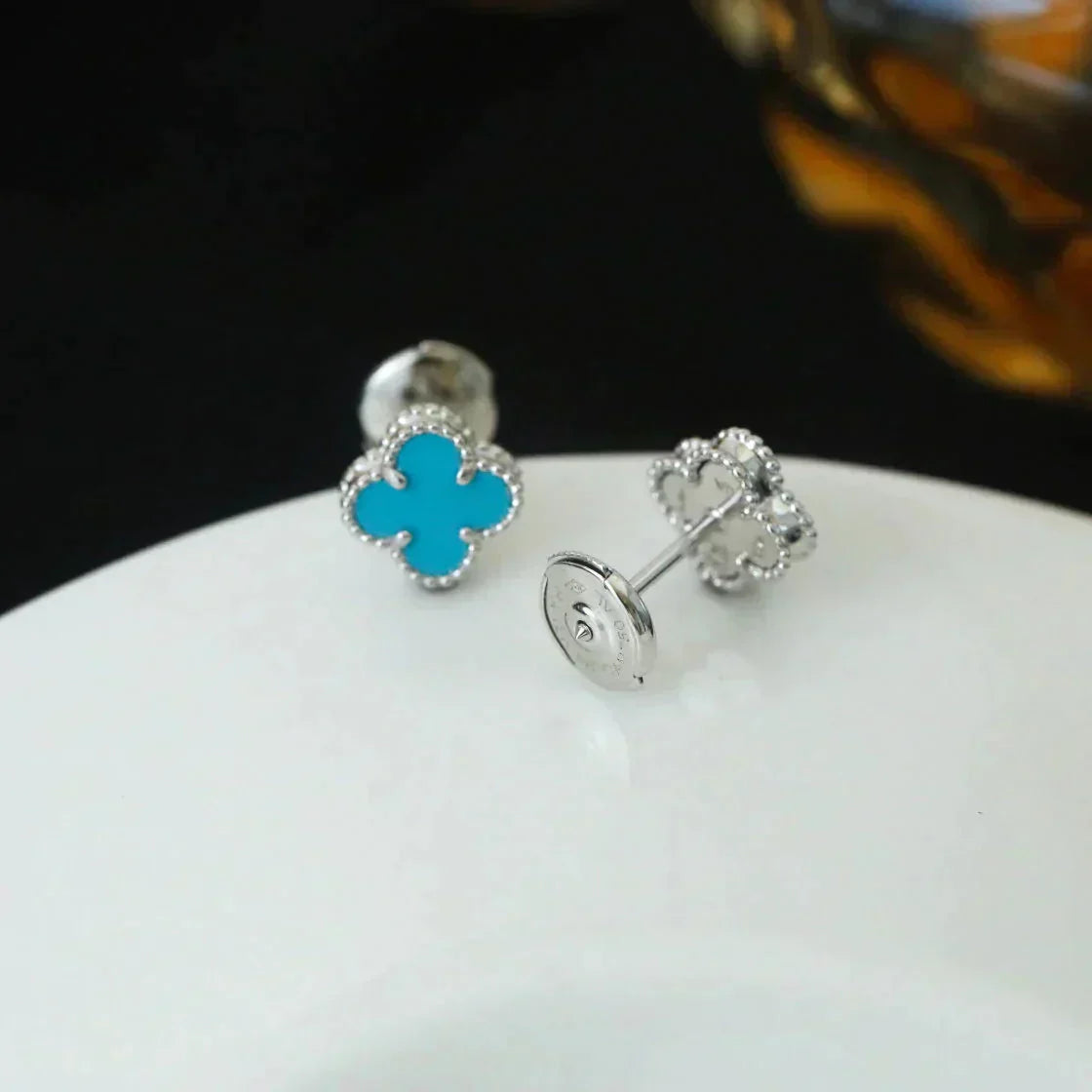 [Elowen Jewels]CLOVER MINI 9.5MM ONYX STUD EARRINGS SILVER