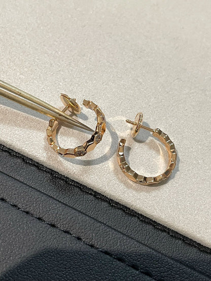 [Elowen Jewels]Hollow Design Four-Leaf Clover Flower Shape Earrings