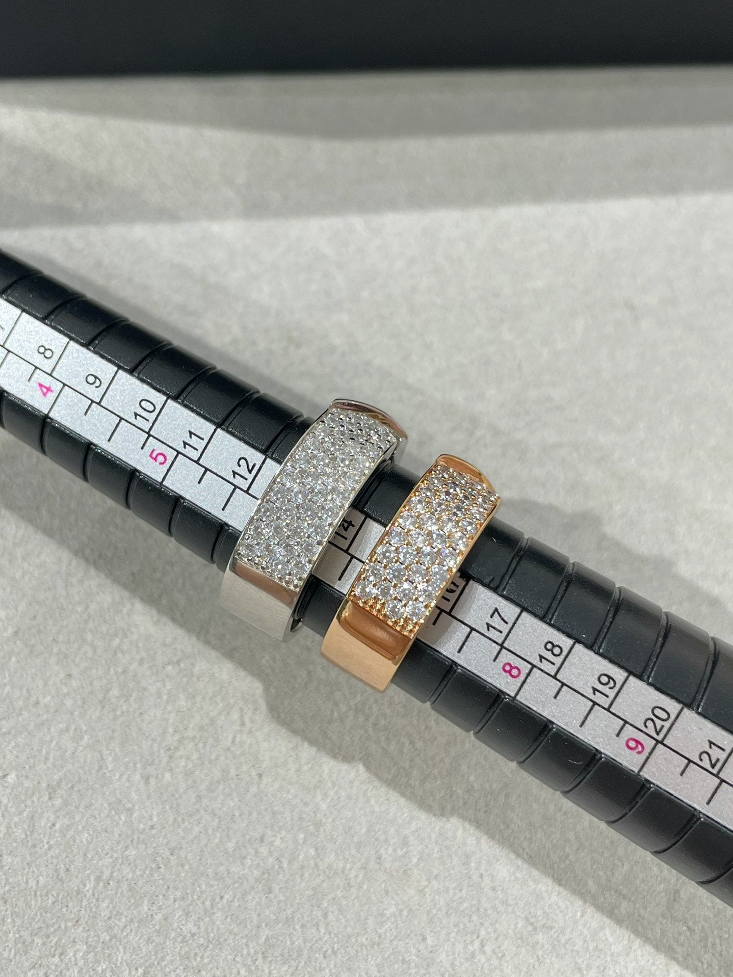 [Elowen Jewels]LIENS EVIDENCE  DIAMOND PAVED RING