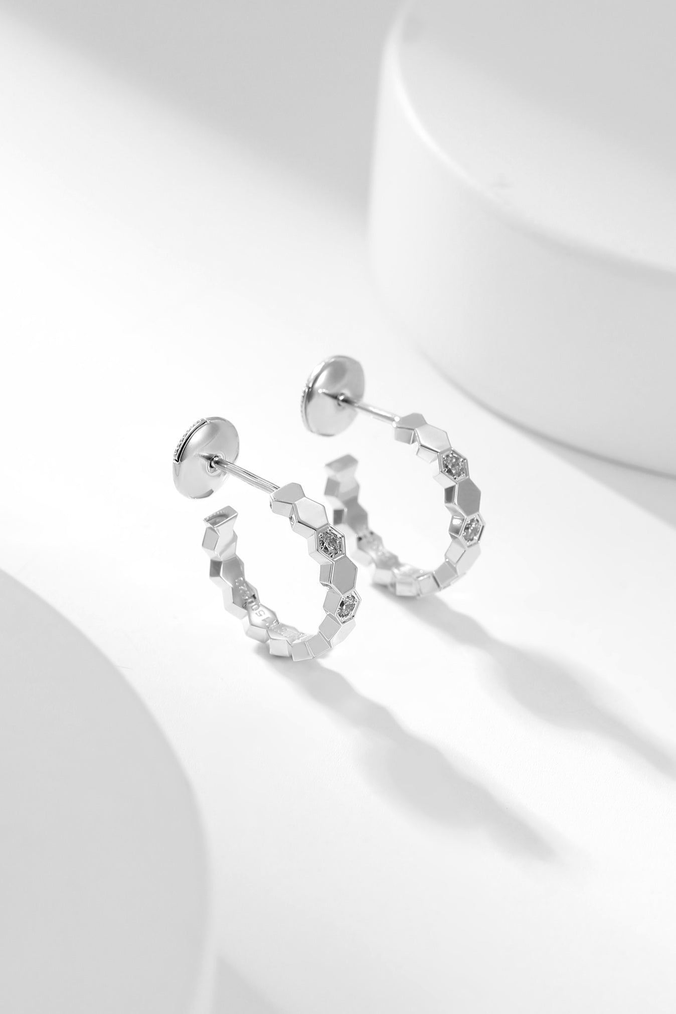 [Elowen Jewels]BEE LOVE DIAMOND HOOP EARRINGS