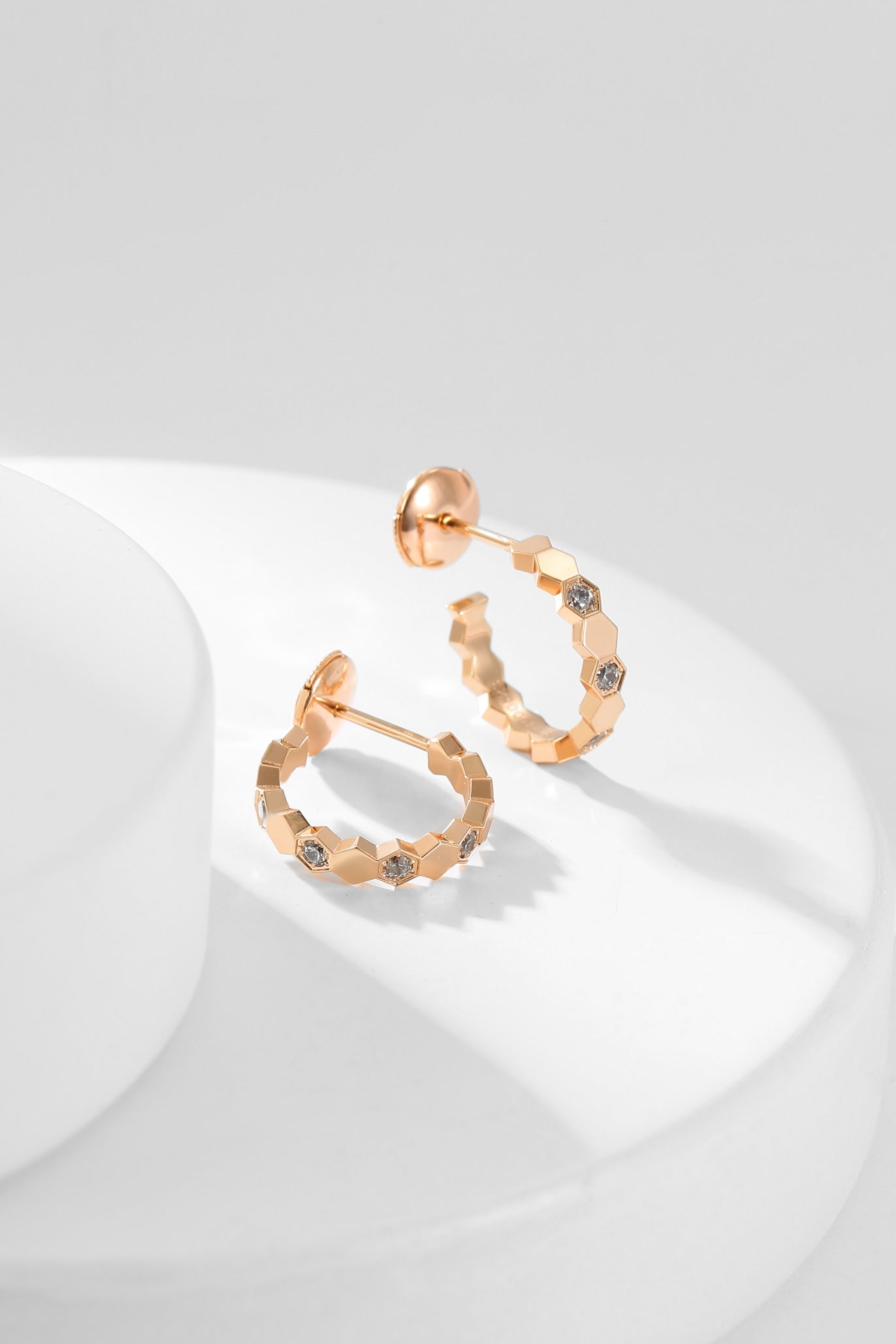 [Elowen Jewels]BEE LOVE DIAMOND HOOP EARRINGS