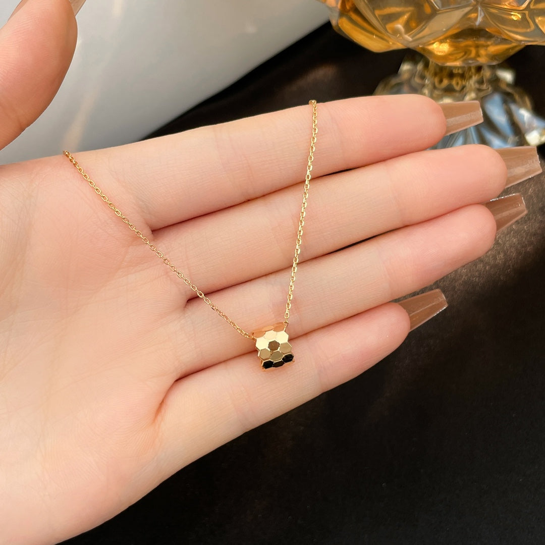 [Elowen Jewels]BEE MINI NECKLACE
