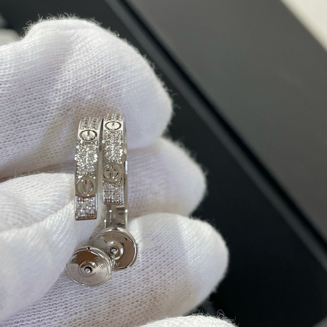 [Elowen Jewels]LOVE DIAMOND SILVER HOOP EARRINGS