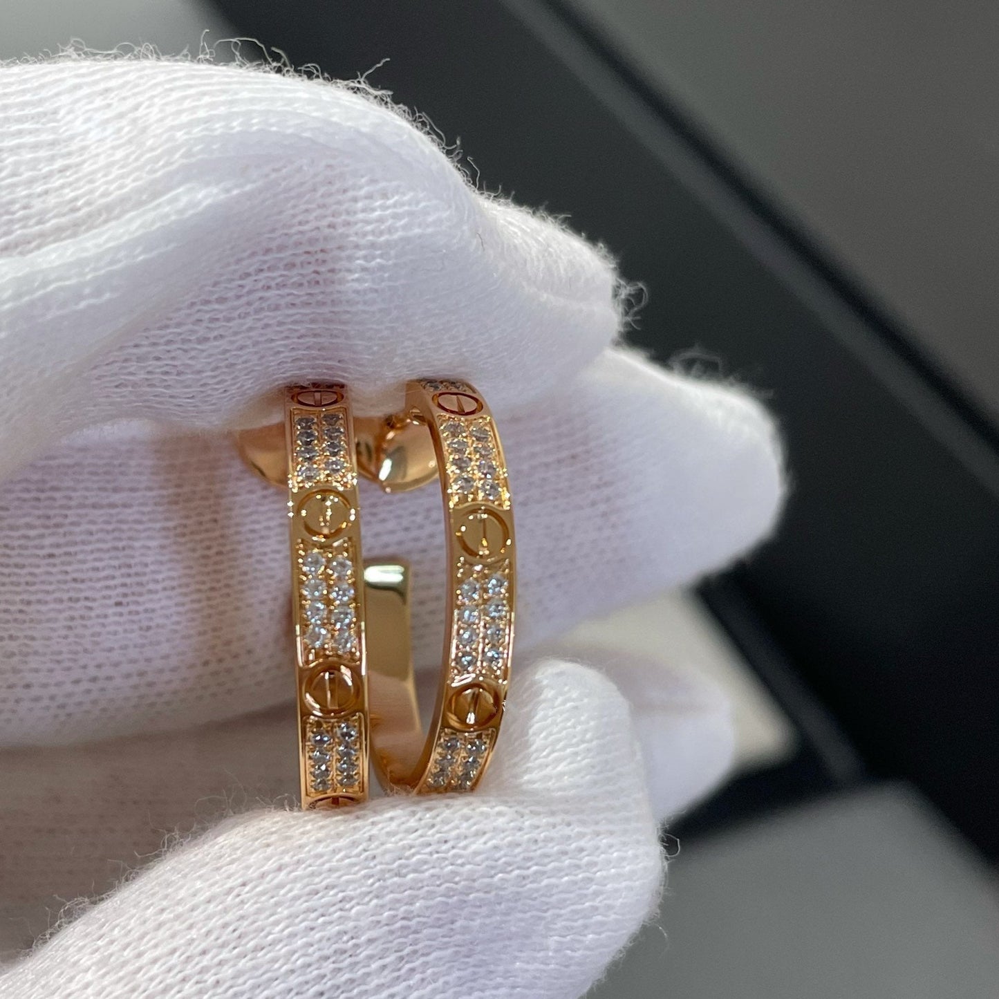 [Elowen Jewels]LOVE DIAMOND PINK GOLD HOOP EARRINGS