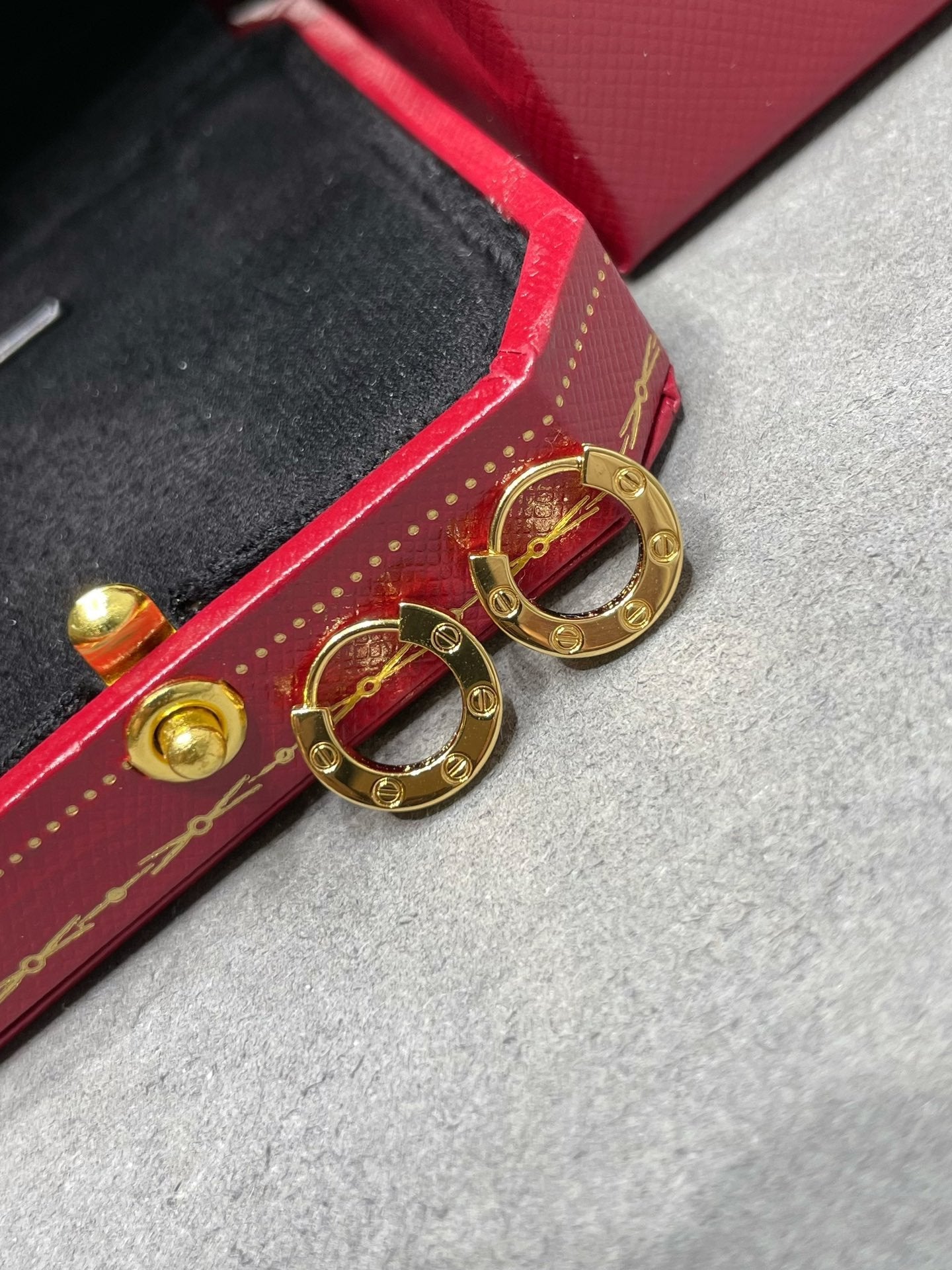 [Elowen Jewels]LOVE MINI EARRINGS