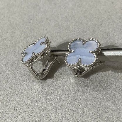 [Elowen Jewels]CLOVER CHALCEDONY SILVER STUD EARRINGS