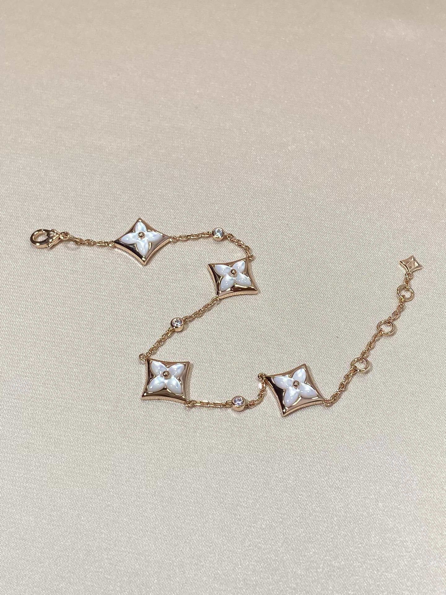 [Elowen Jewels]STAR 4 MOTIF MOP DIAMOND PINK GOLD BRACELET