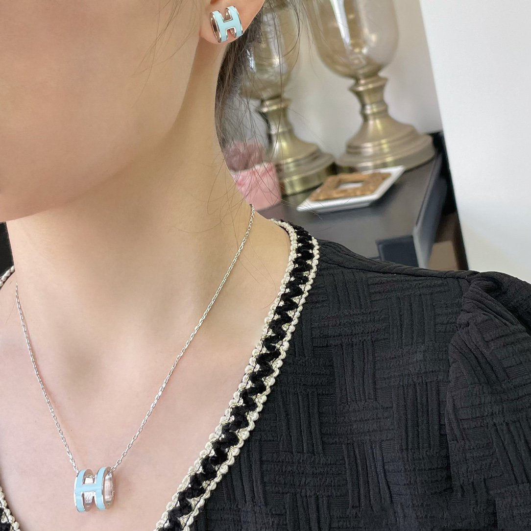 [Elowen Jewels]POP H SKY BLUE NECKLACE