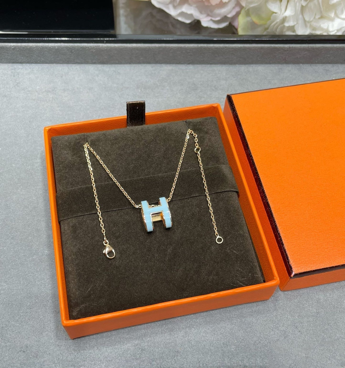 [Elowen Jewels]POP H SKY BLUE NECKLACE
