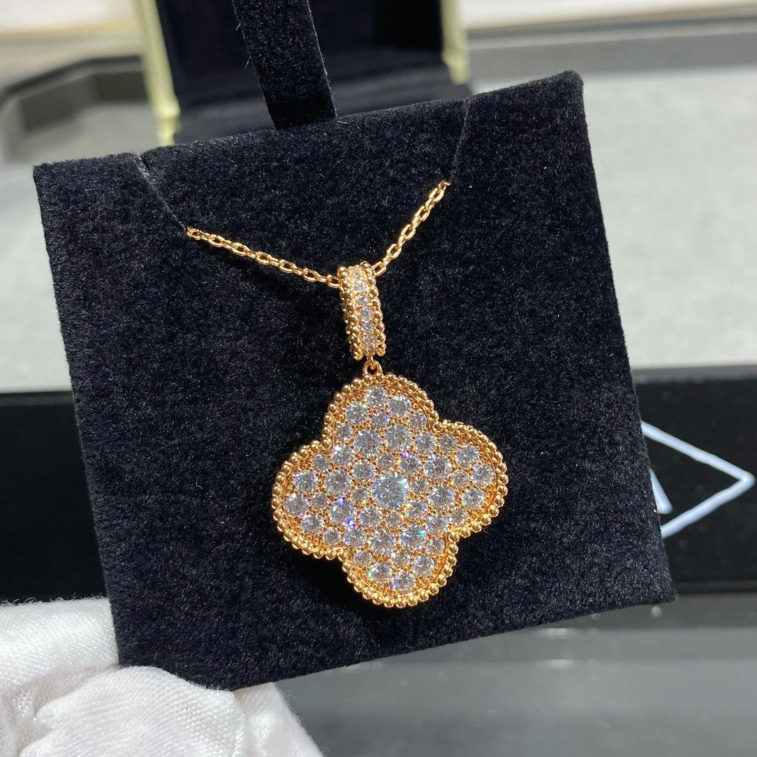 [Elowen Jewels]CLOVER 25MM LARGE PEDANT DIAMOND PAVED LONG NECKLACE