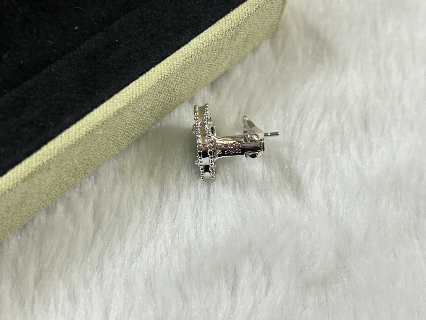 [Elowen Jewels]CLOVER PIETERSITE MEDIUM STUD EARRINGS