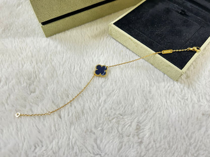 [Elowen Jewels]CLOVER 1 MOTIF PIETERSITE BRACELET