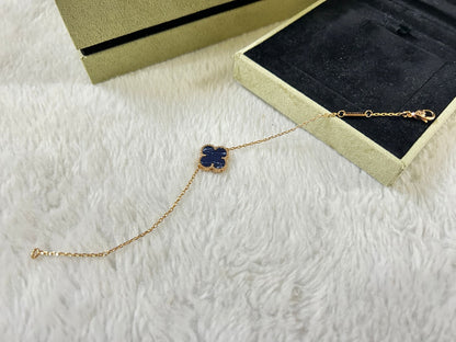 [Elowen Jewels]CLOVER 1 MOTIF PIETERSITE BRACELET