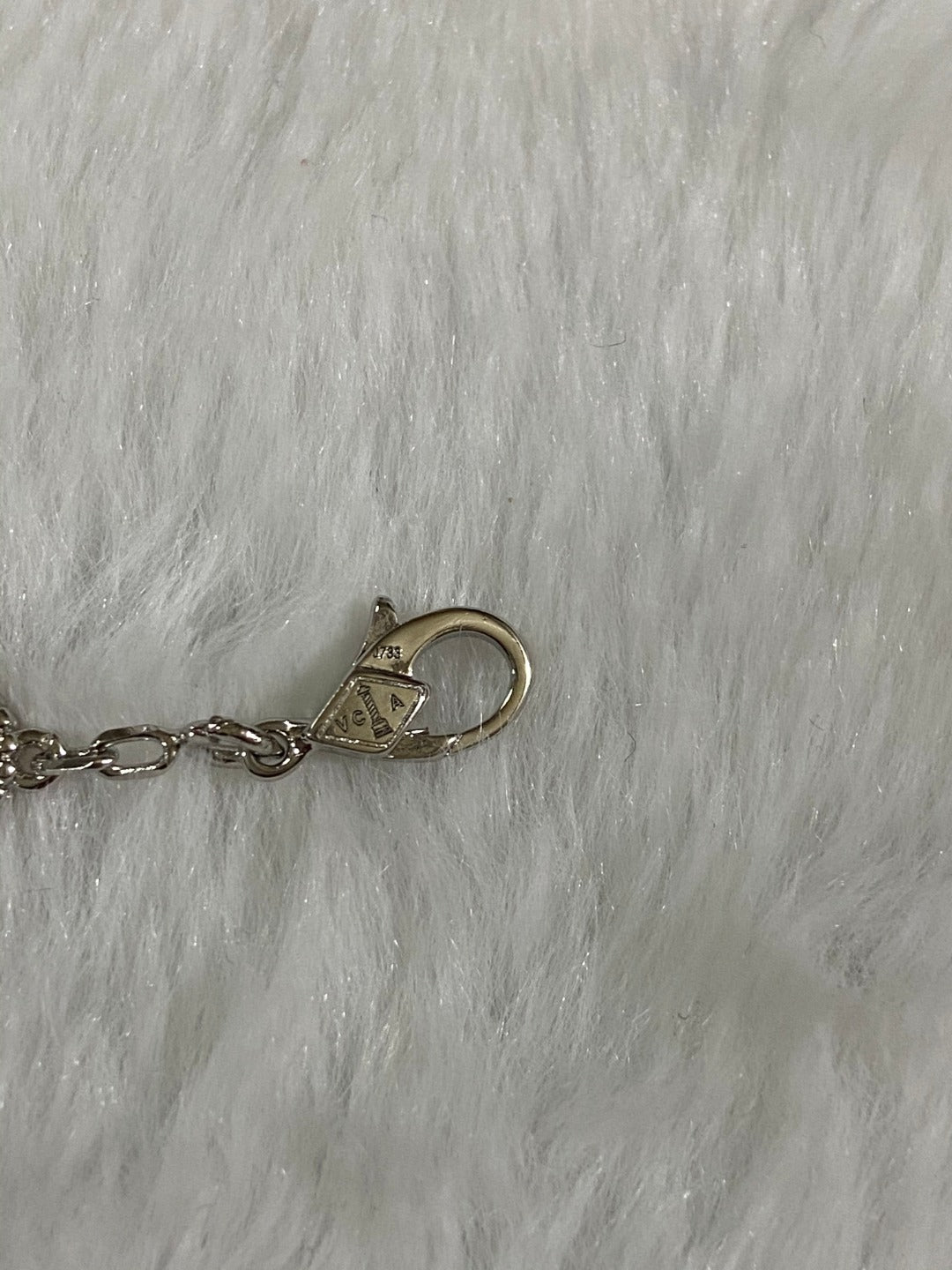 [Elowen Jewels]CLOVER 1 MOTIF PIETERSITE BRACELET