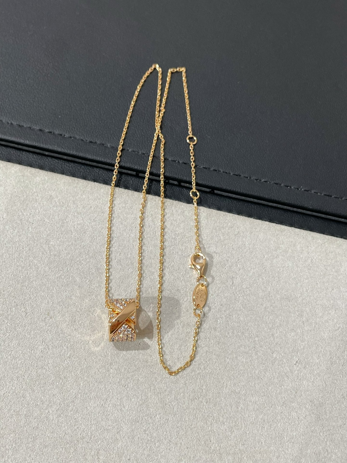 [Elowen Jewels]LIENS EVIDENCE DIAMOND PAVED NECKLACE