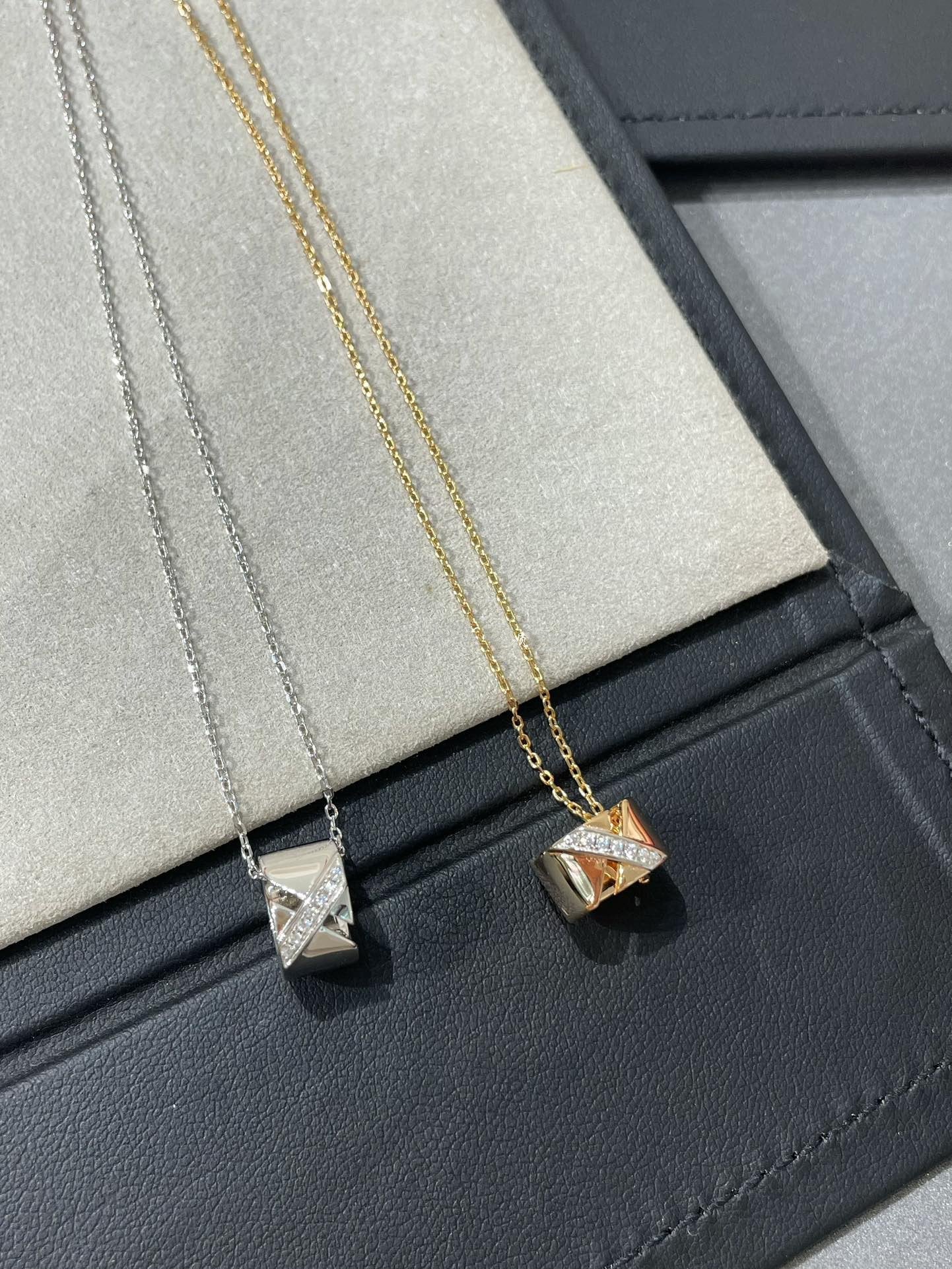 [Elowen Jewels]LIENS EVIDENCE DIAMOND NECKLACE