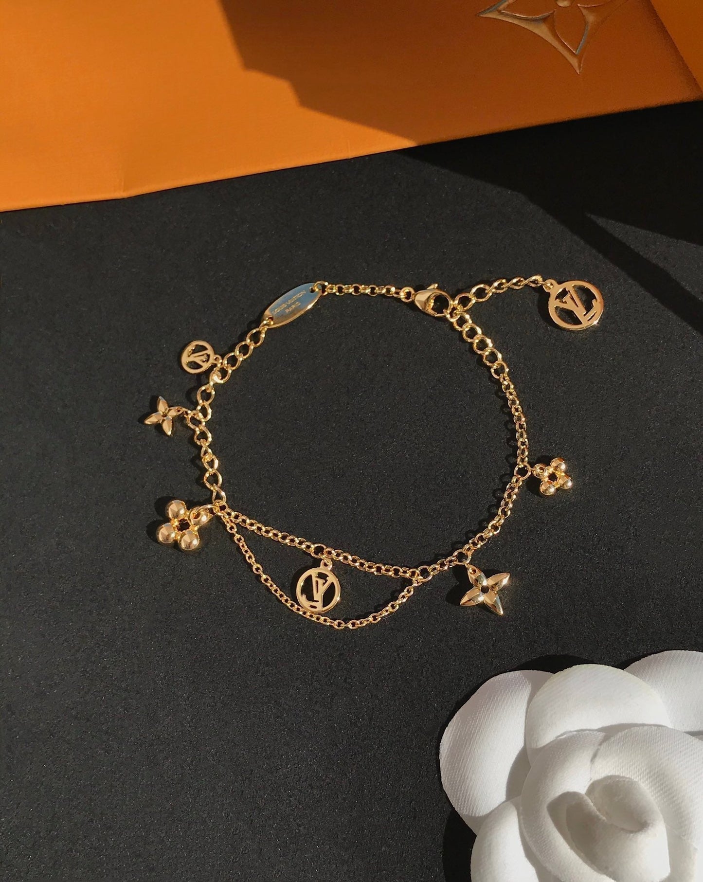 [Elowen Jewels]BLOOMING PINK GOLD MOP BRACELET