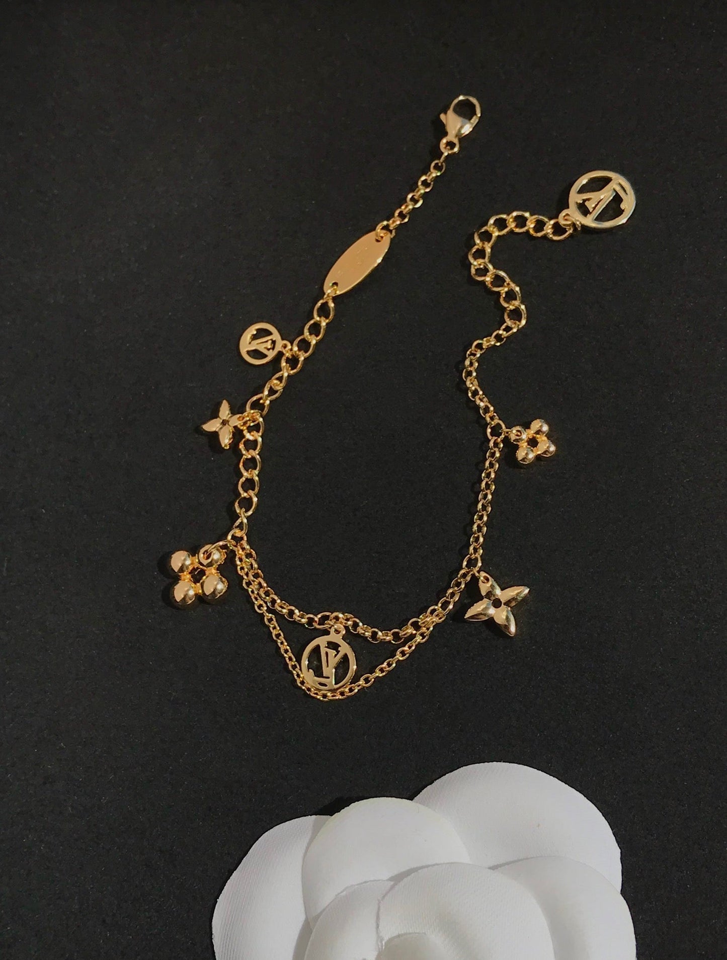[Elowen Jewels]BLOOMING PINK GOLD MOP BRACELET