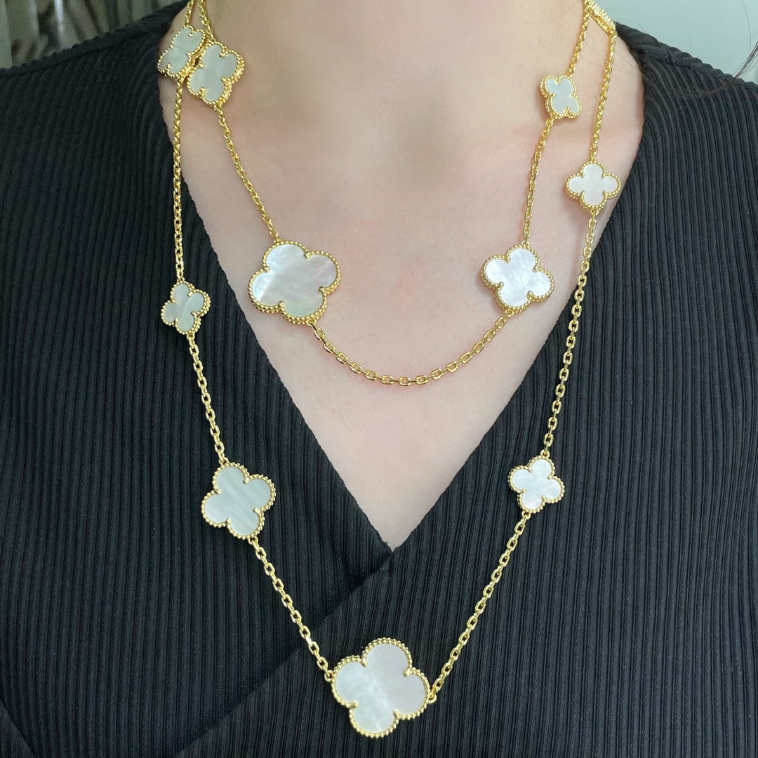 [Elowen Jewels]CLOVER 16 MOTIF WHITE MOP GOLD NECKLACE