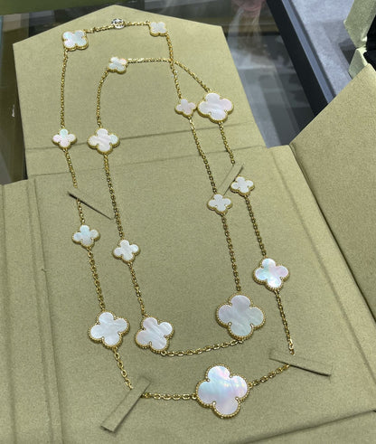[Elowen Jewels]CLOVER 16 MOTIF WHITE MOP GOLD NECKLACE