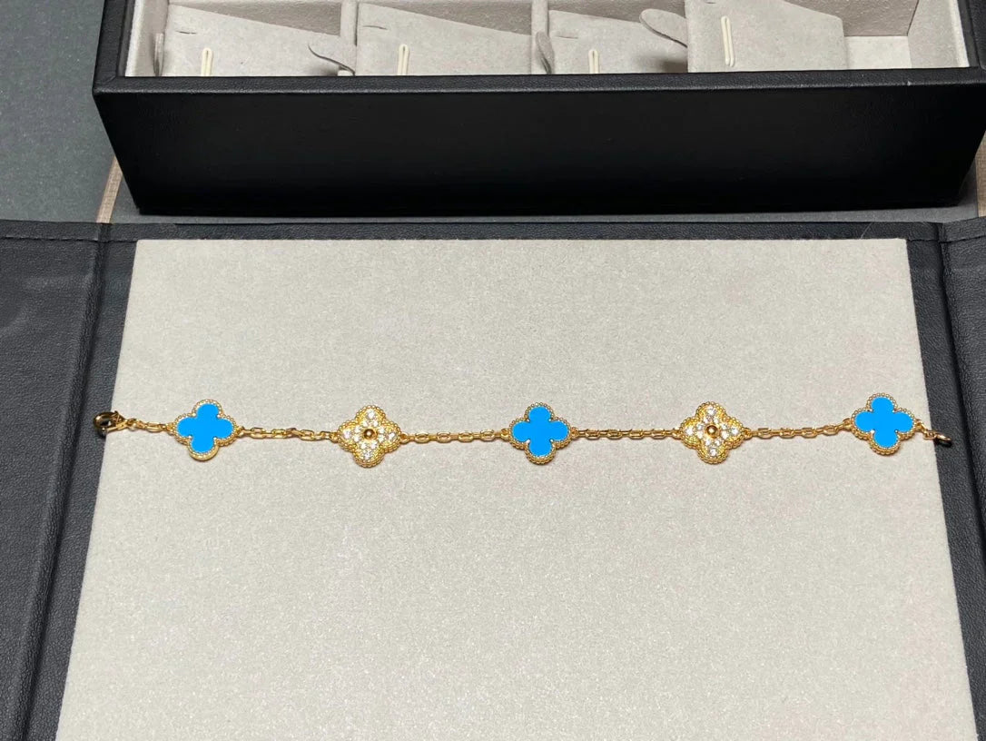 [Elowen Jewels] CLOVER 5 MOTIF BLUE AGATE BRACELET COLLECTION