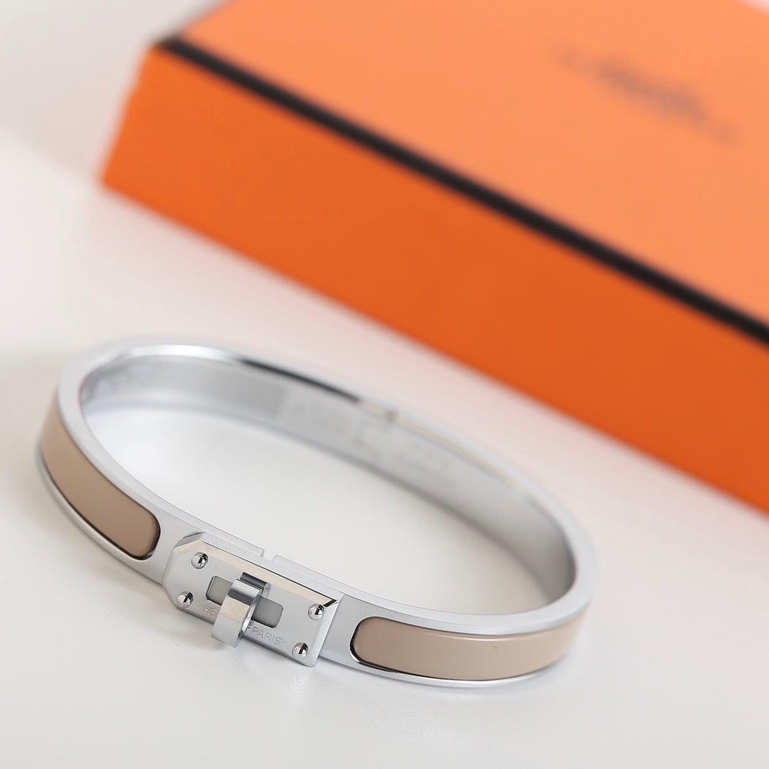 [Elowen Jewels]HM KELLY GREY BRACELET
