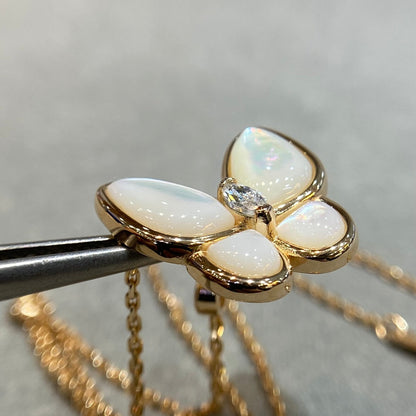 [Elowen Jewels]BUTTERFLY MOP DIAMOND NECKLACE