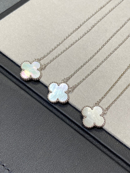 [Elowen Jewels]CLOVER MEDIUM SILVER WHITE MOP NECKLACE