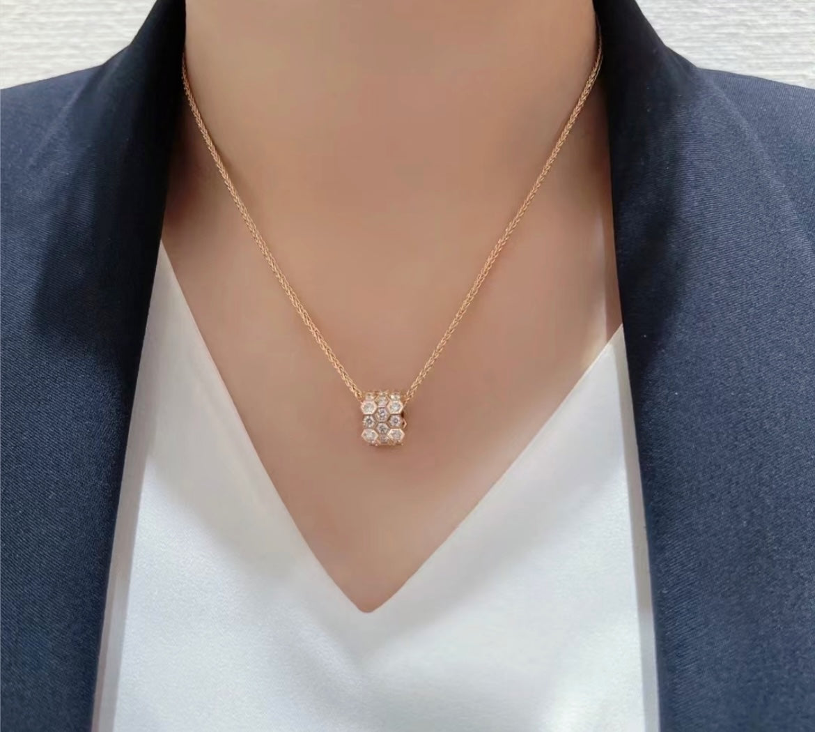 [Elowen Jewels]BEE LOVE DIAMOND PAVED 3 ROW NECKLACE
