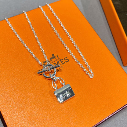 [Elowen Jewels]CONSTANCE PEDANT SILVER NECKLACE