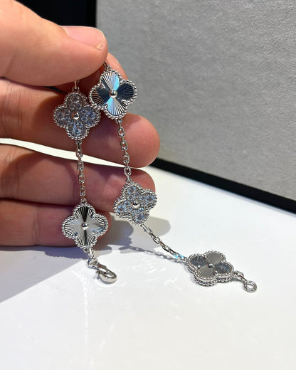 [Elowen Jewels] CLOVER 5 MOTIF LASER BRACELET COLLECTION