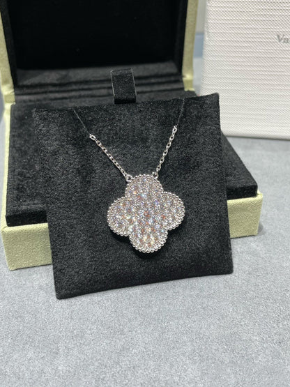 [Elowen Jewels]CLOVER 25MM LARGE PENDANT DIAMOND PAVED SILVER NECKLACE
