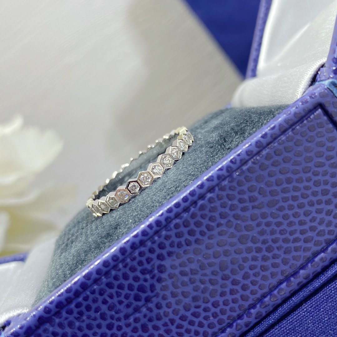 [Elowen Jewels]BEE LOVE DIAMOND PAVED SMALL RING