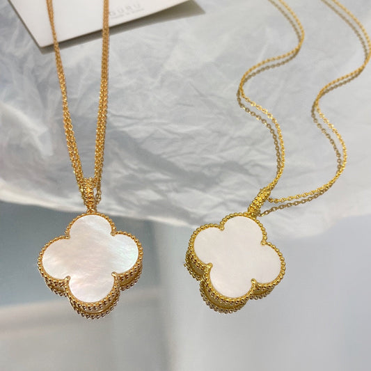 [Elowen Jewels]CLOVER 25MM MOP LARGE PENDANT NECKLACE