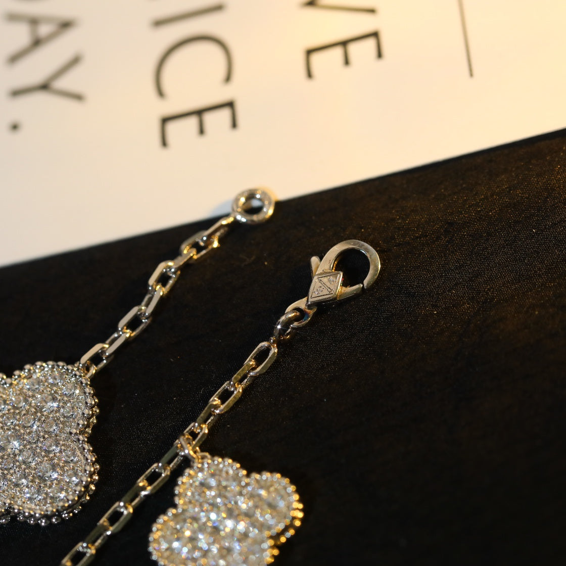 [Elowen Jewels]CLOVER BRACELET 5 MOTIF SILVER DIAMOND PAVED