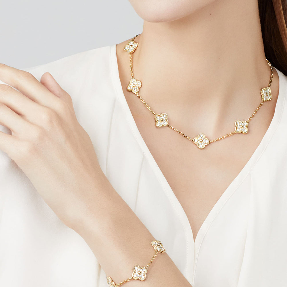 [Elowen Jewels]CLOVER 10 MOTIFS DIAMOND NECKLACE