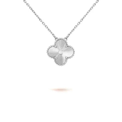 [Elowen Jewels]CLOVER  15MM DIAMOND LASER NECKLACE SILVER