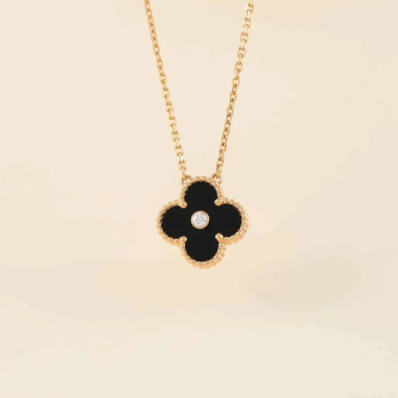 [Elowen Jewels]CLOVER 15MM DIAMOND ONYX NECKLACE
