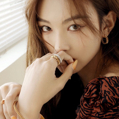 [Elowen Jewels]CLASH SMALL HOOP EARRINGS