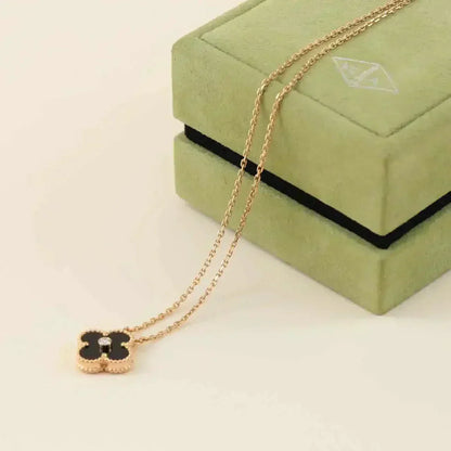 [Elowen Jewels]CLOVER 15MM DIAMOND ONYX NECKLACE