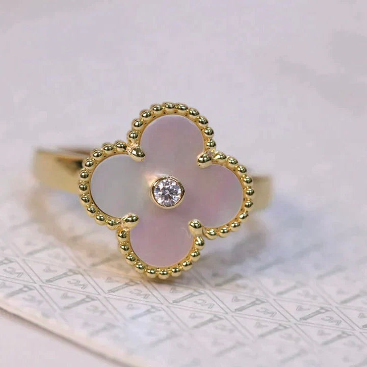 [Elowen Jewels]CLOVER PINK MOP RING GOLD DIAMOND