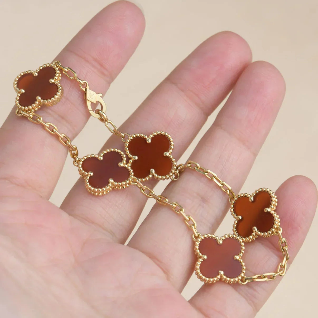 [Elowen Jewels] CLOVER 5 MOTIF RED CORNELIAN BRACELET COLLECTION