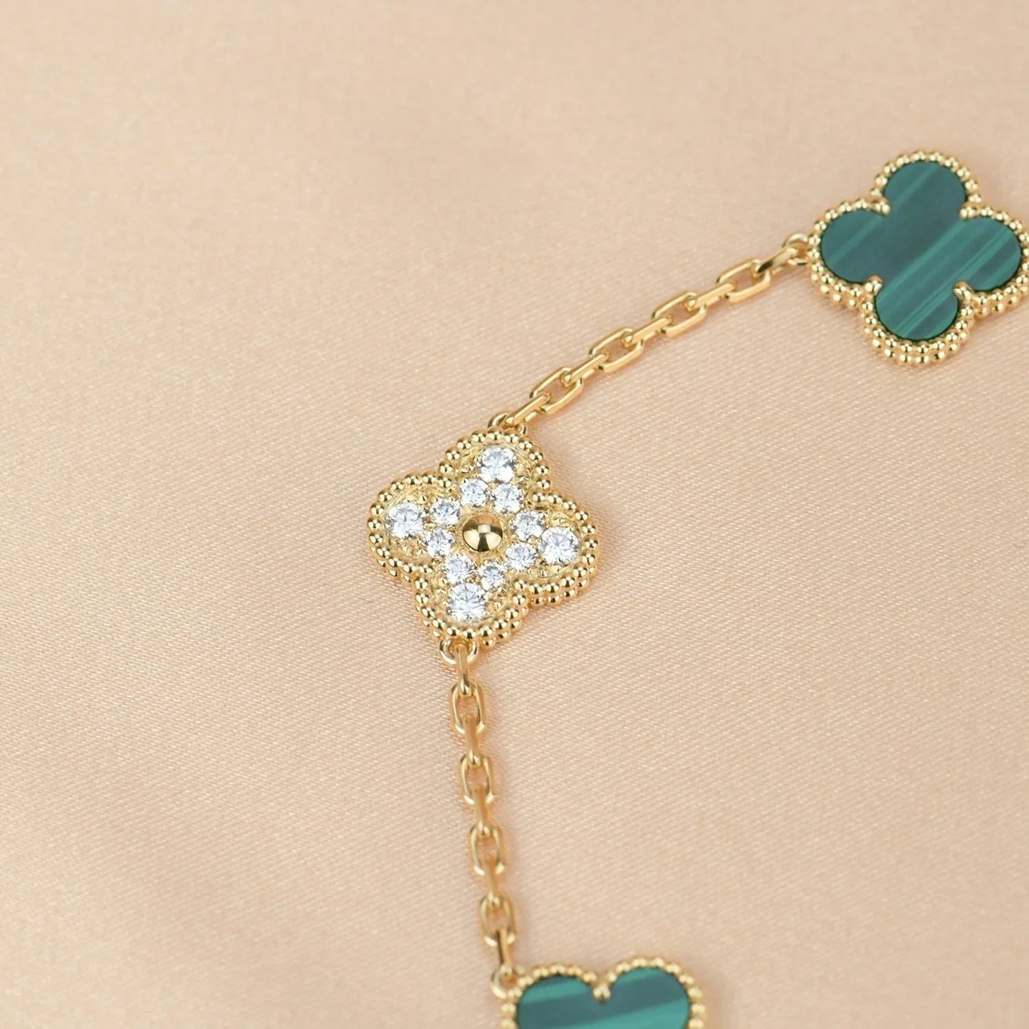 [Elowen Jewels] CLOVER 5 MOTIF MALACHITE BRACELET COLLECTION