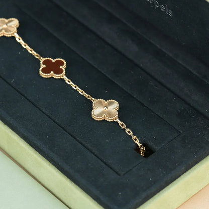 [Elowen Jewels] CLOVER 5 MOTIF RED CORNELIAN BRACELET COLLECTION